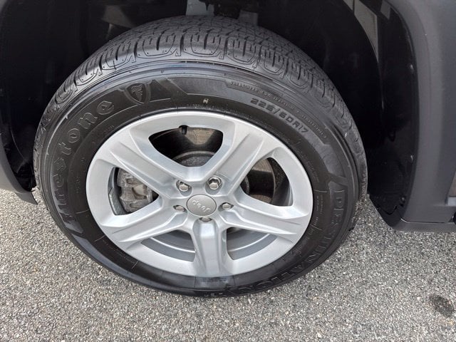 Pre-Owned 2023 Jeep Compass Latitude - photo - 9