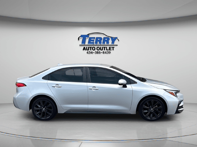 Pre-Owned 2023 Toyota Corolla SE - photo - 0