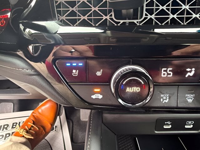 Pre-Owned 2024 Honda Accord Hybrid Touring - photo - 20