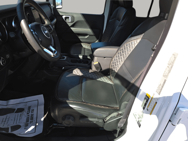 Pre-Owned 2023 Jeep Gladiator Overland - photo - 10