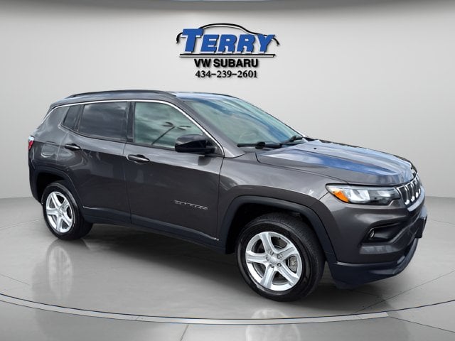 Pre-Owned 2023 Jeep Compass Latitude - photo - 0
