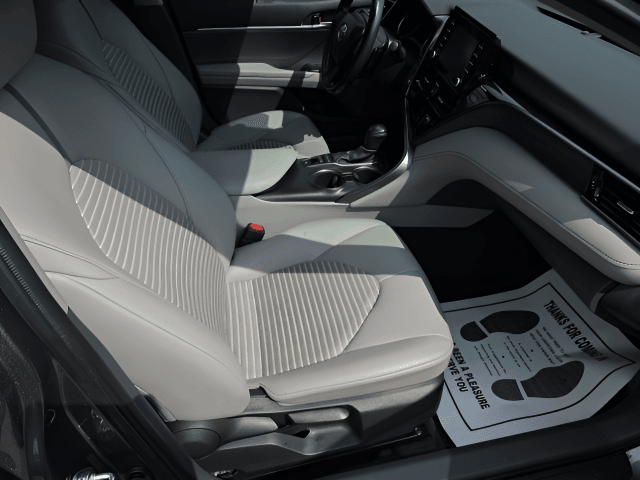 Pre-Owned 2022 Toyota Camry Hybrid SE - photo - 17