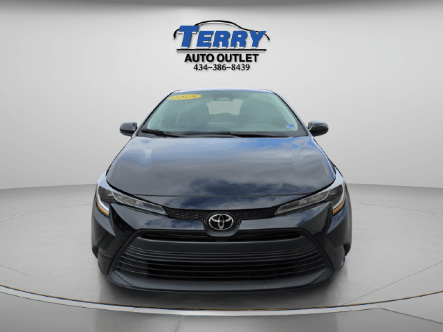 Pre-Owned 2025 Toyota Corolla LE - photo - 2