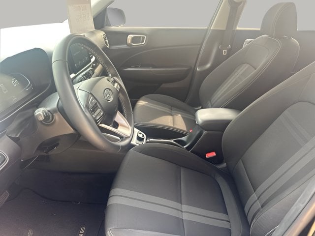 Pre-Owned 2023 Hyundai Venue SEL - photo - 7