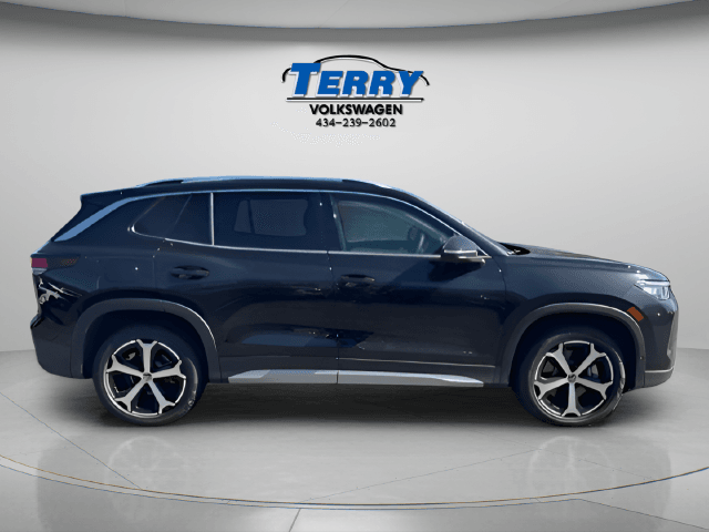 Pre-Owned 2025 Volkswagen Tiguan 2.0T SE - photo - 0