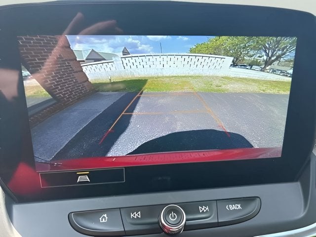 Pre-Owned 2023 Chevrolet Blazer LT - photo - 13