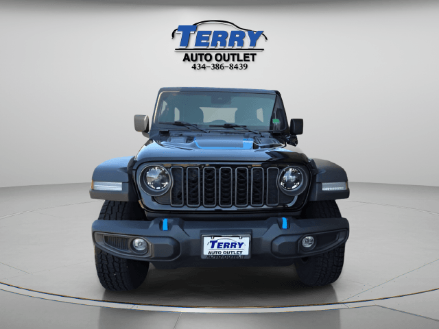 Pre-Owned 2024 Jeep Wrangler Rubicon 4xe - photo - 2