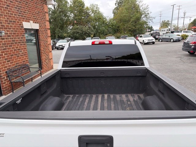 Pre-Owned 2018 Chevrolet Silverado 1500 LT - photo - 5