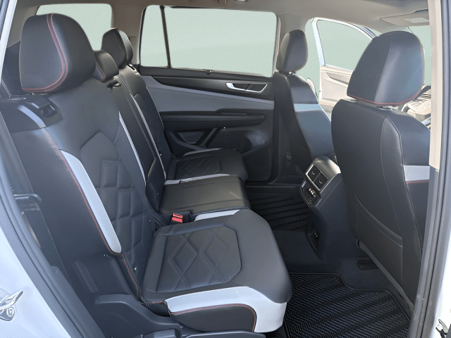 Pre-Owned 2025 Volkswagen Atlas 2.0T Peak Edition - photo - 28