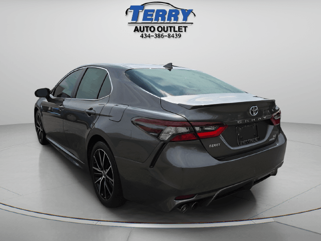 Pre-Owned 2022 Toyota Camry Hybrid SE - photo - 5