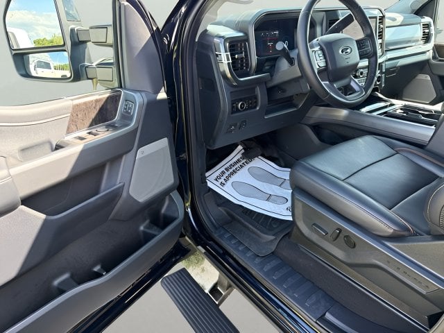 Pre-Owned 2025 Ford F-350SD Lariat - photo - 5