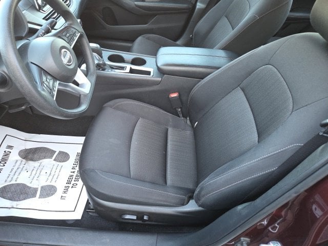 Pre-Owned 2025 Nissan Altima 2.5 SV - photo - 13