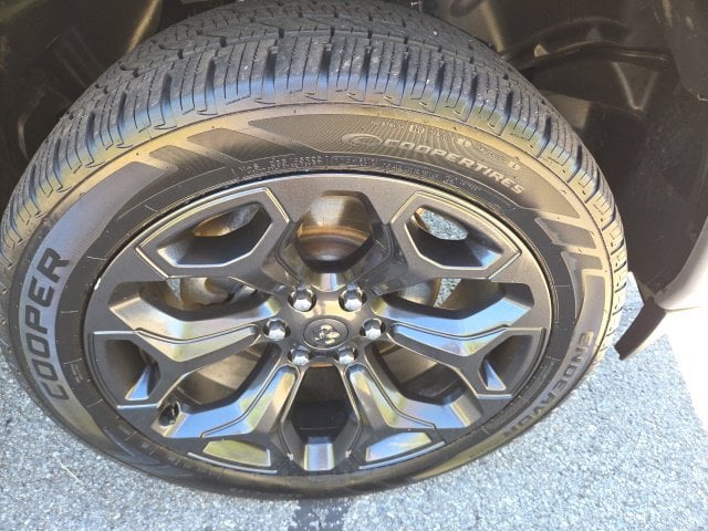 Pre-Owned 2022 Ram 1500 Limited - photo - 8