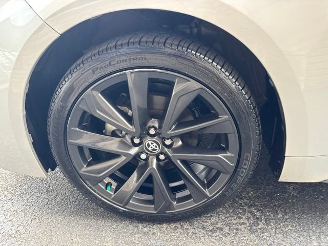 Pre-Owned 2023 Toyota Corolla SE - photo - 9