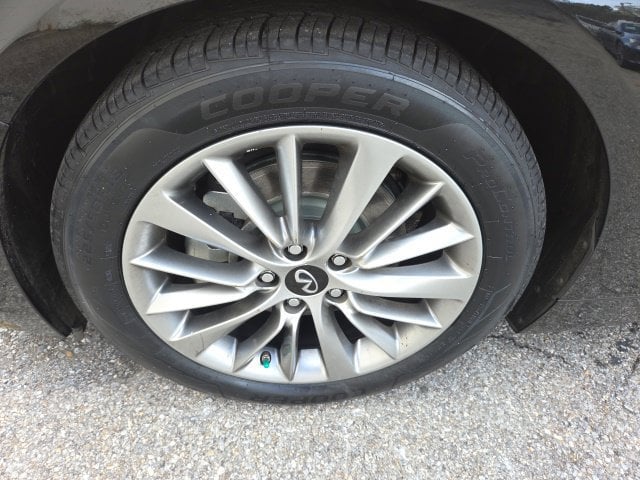Pre-Owned 2023 INFINITI Q50 LUXE - photo - 9