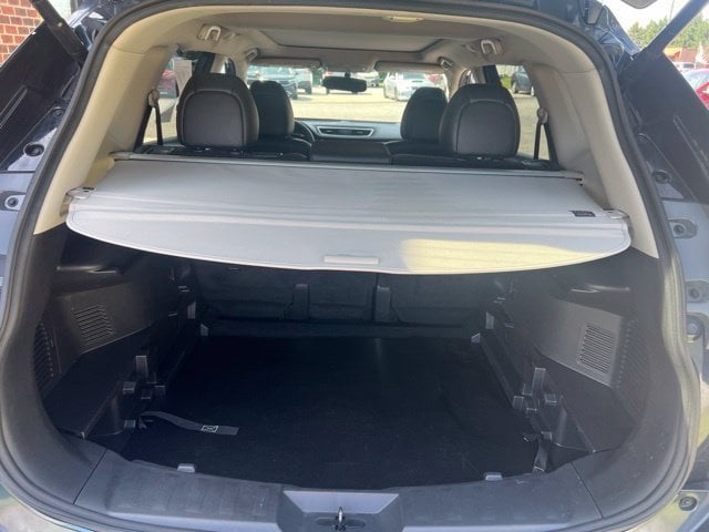 Pre-Owned 2016 Nissan Rogue SL - photo - 7