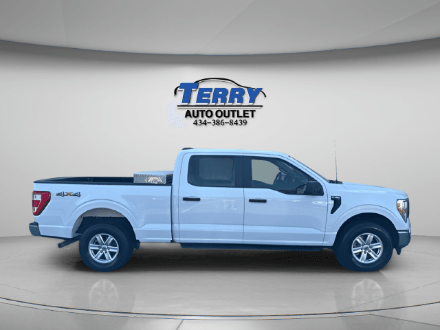 Pre-Owned 2022 Ford F-150 XL - photo - 0