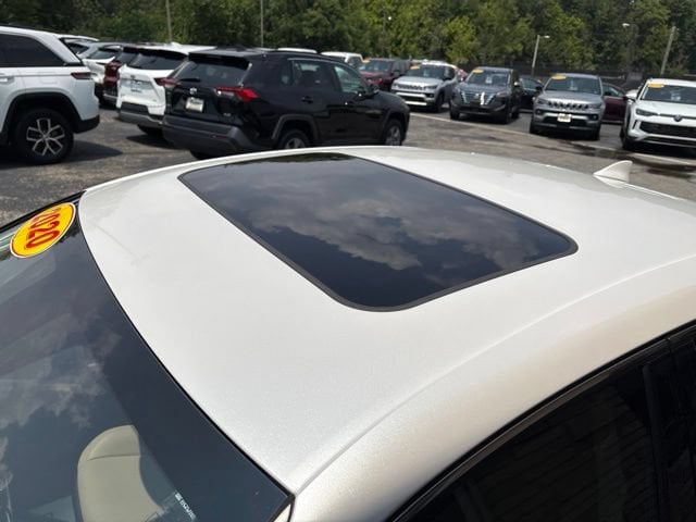 Pre-Owned 2020 Lexus IS 300 - photo - 9