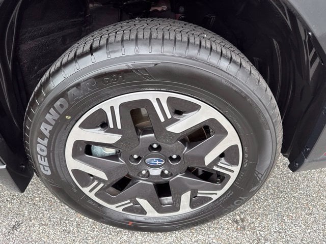 Pre-Owned 2026 Subaru Forester Premium - photo - 12