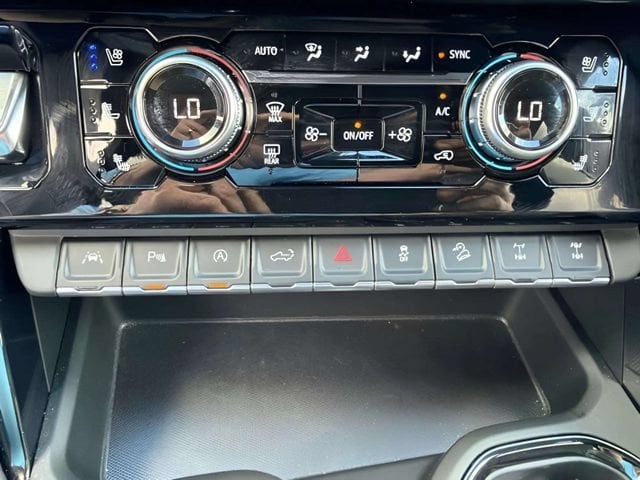 Pre-Owned 2026 GMC Sierra 1500 AT4X - photo - 5