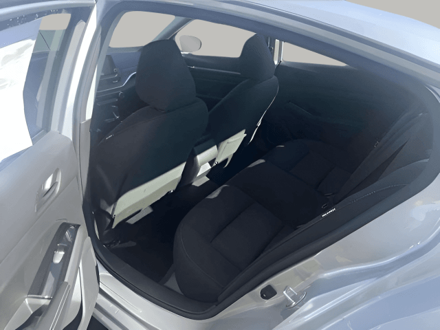 Pre-Owned 2023 Nissan Altima 2.5 SV - photo - 15