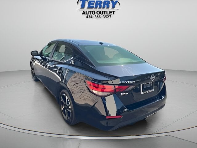 Pre-Owned 2024 Nissan Sentra SV - photo - 4