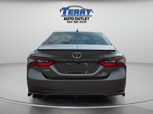 Pre-Owned 2022 Toyota Camry Hybrid SE - photo - 6