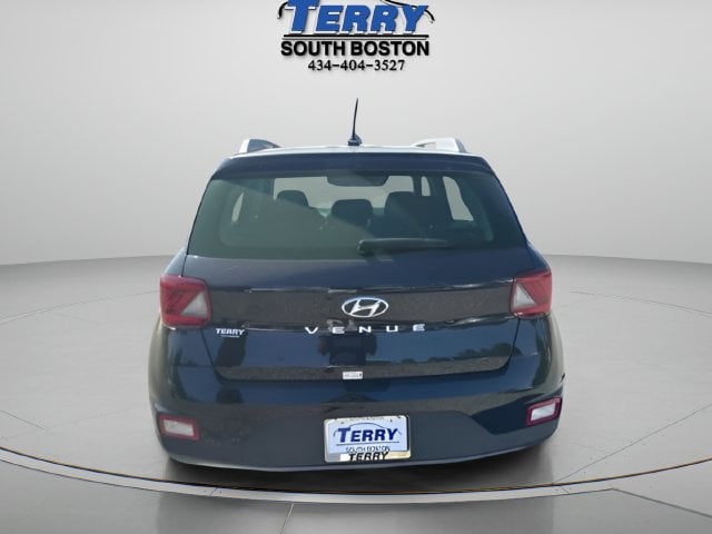 Pre-Owned 2025 Hyundai Venue SEL - photo - 3