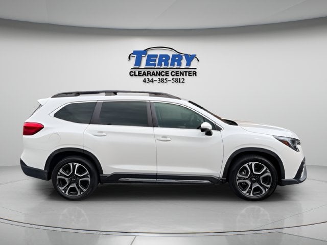 Pre-Owned 2023 Subaru Ascent Limited - photo - 0